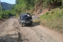 jalan-rusak-di-alor