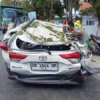 mobil rusak