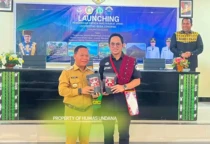 rektor dan bupati ngada