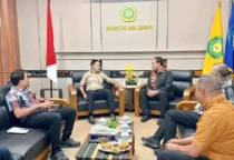 rektor undana dan bupati sarai