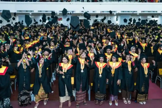 wisuda-undana