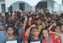 anak-anak korban gempa