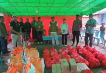 bupati ende salurkan bantuan
