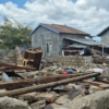 rumah rusak