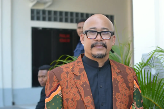 rektor IAKN