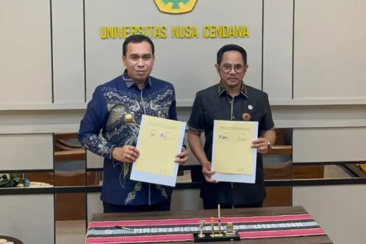 undana dan bupati sabu